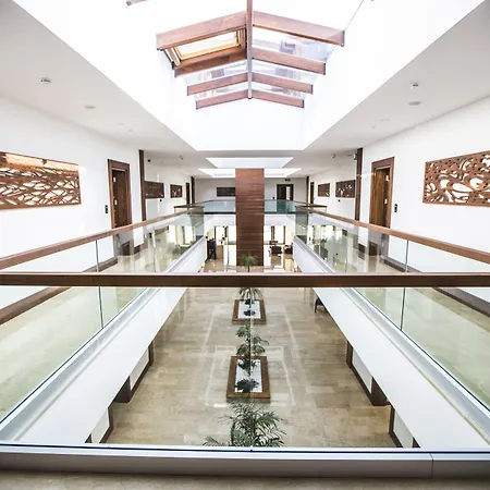 Carissa Hotel